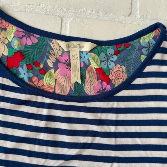 Matilda Jane Women's Navy Blue White Floral Striped Tunic Ruffle Top Shirt sz L - Picture 6 of 6